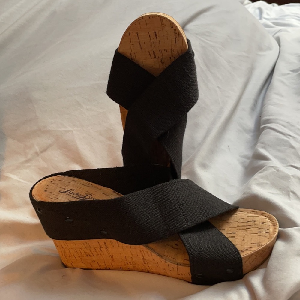 Lucky brand cork wedge sandals black stretchy 9